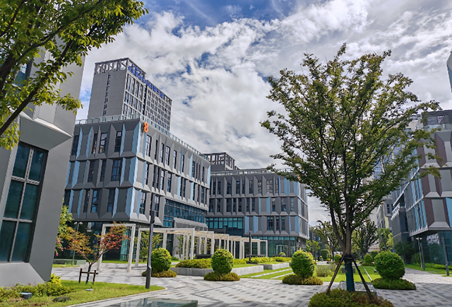 咸阳工业地产投资新蓝海——新能源产业园区崛起